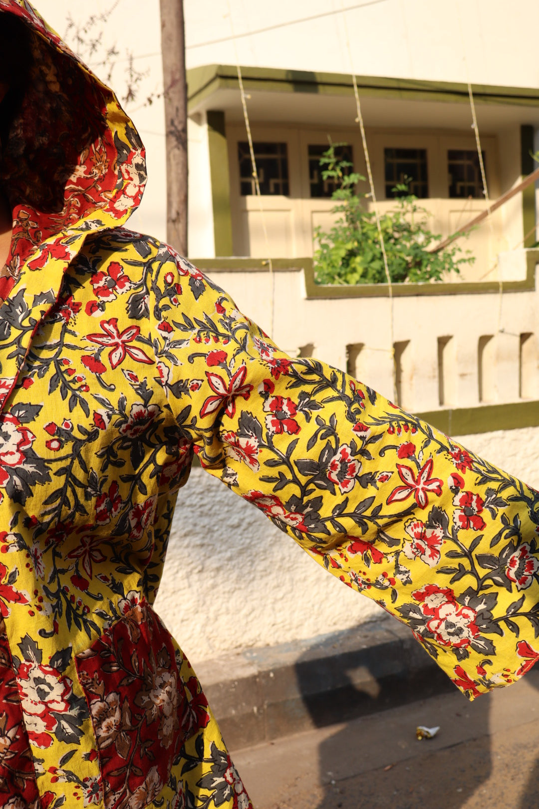 Jaadu Sunshine Unisex Shrug- New Launch